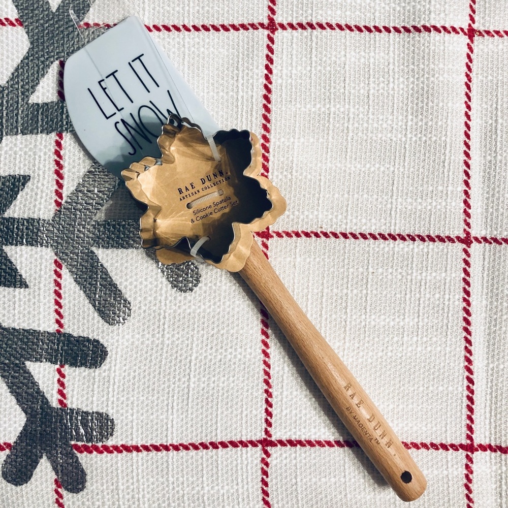 Rae Dunn Spatula & Cookie Cutter Set